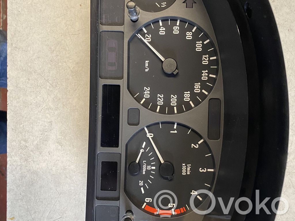 BMW 3 E46 Nopeusmittari (mittaristo) 