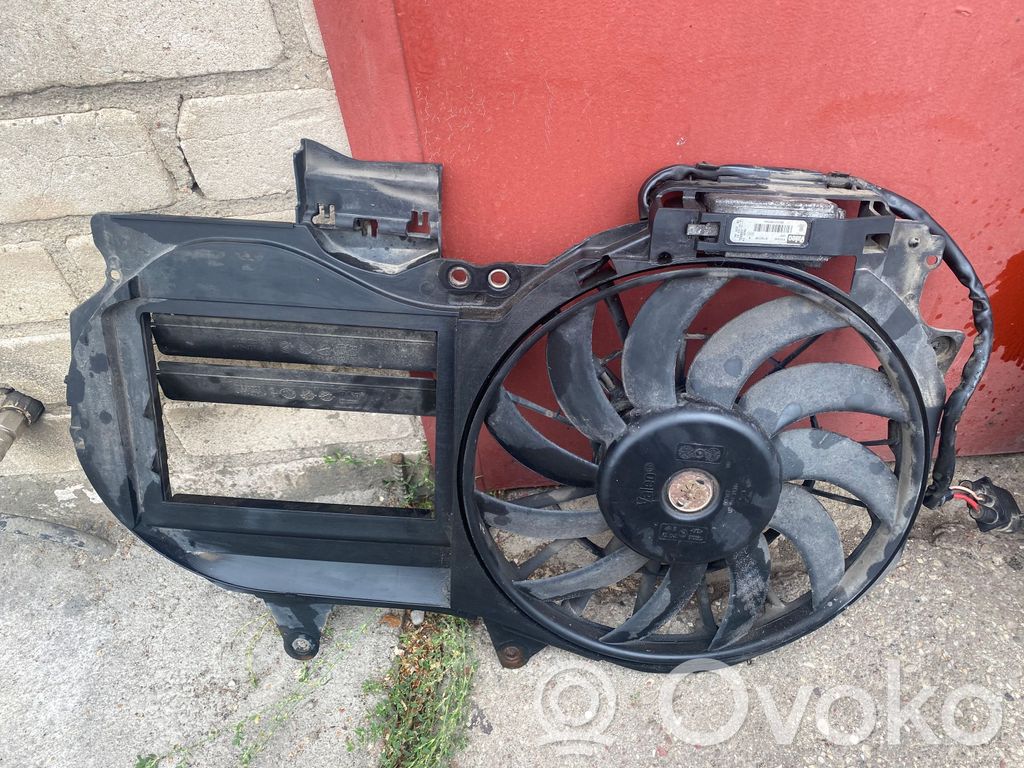 Audi A4 S4 B6 8E 8H Jäähdyttimen jäähdytinpuhallin 