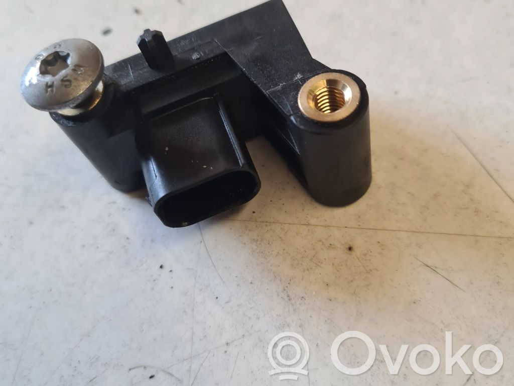 BMW 5 E60 E61 Senzor impact/declanșare airbag 