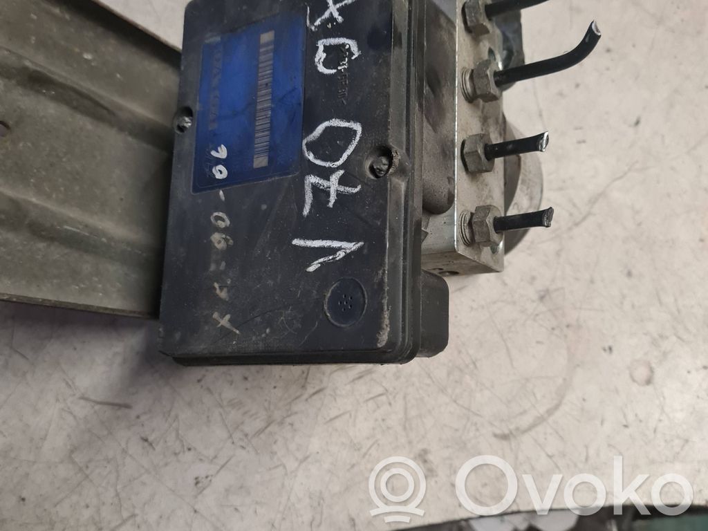 Volvo V70 ABS bloks 