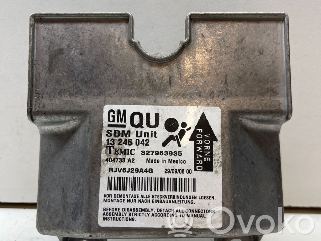 Opel Astra H Airbag control unit/module 