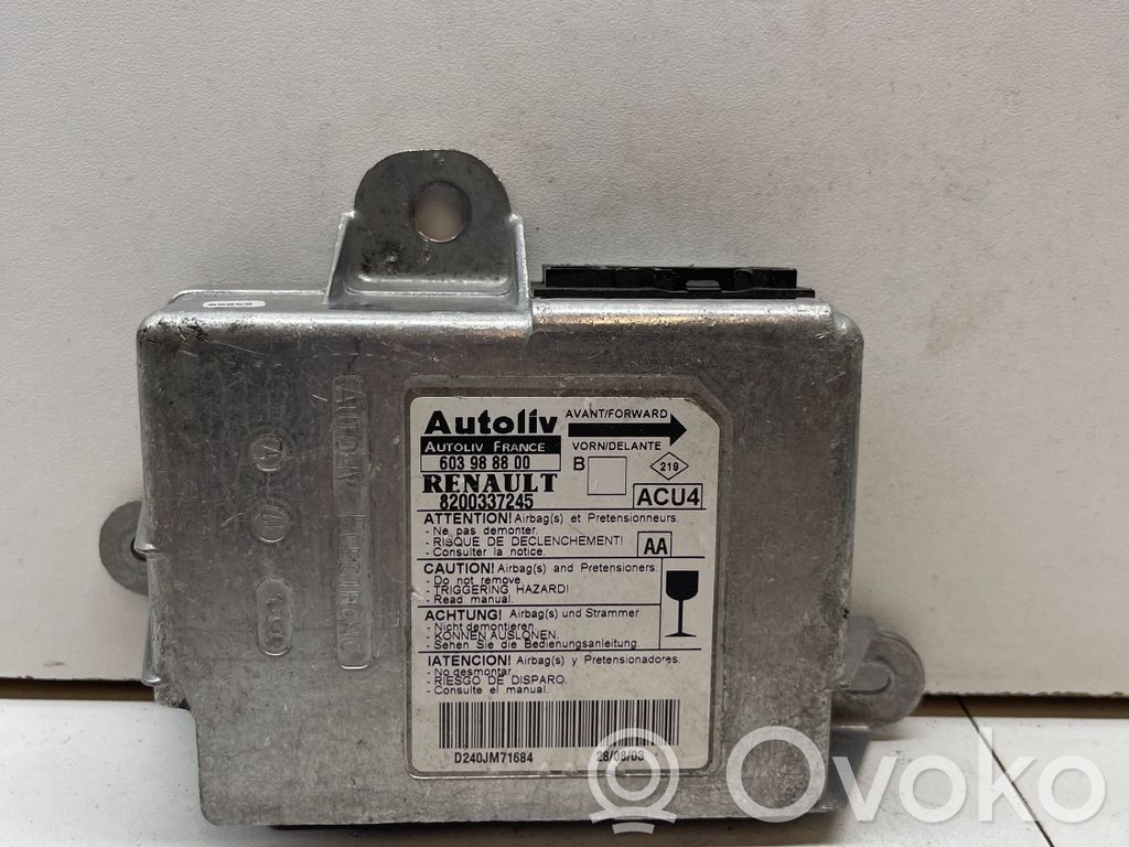 Renault Megane II Airbag control unit/module 