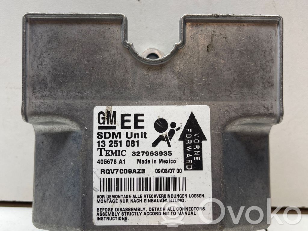 Opel Astra H Airbag control unit/module 
