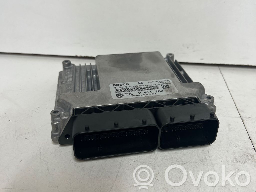 BMW 1 E81 E87 Engine control unit/module 
