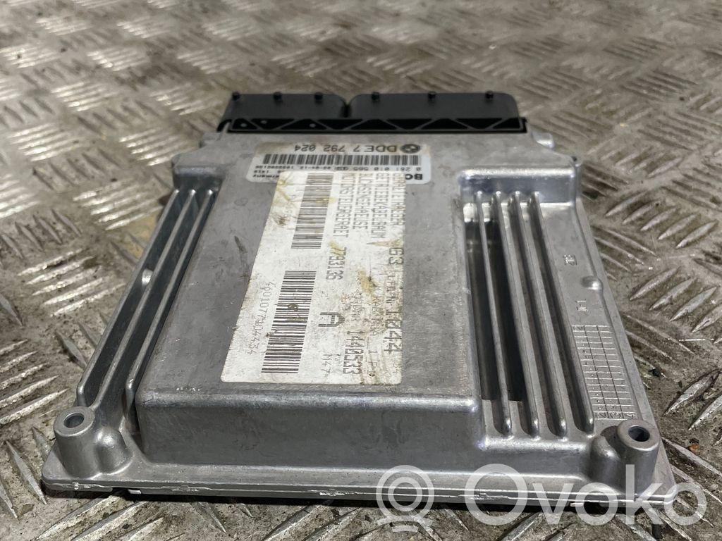 Engine control unit/module   7792024,0281010565,1039S02198