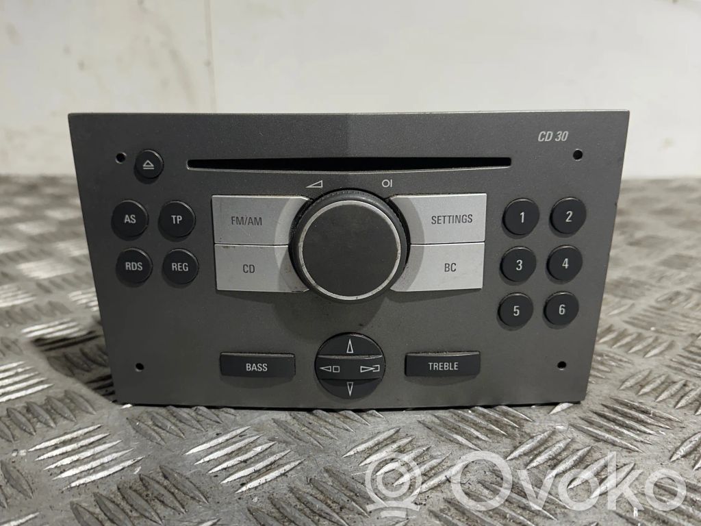 Opel Astra H Radio / CD-Player / DVD-Player / Navigation 