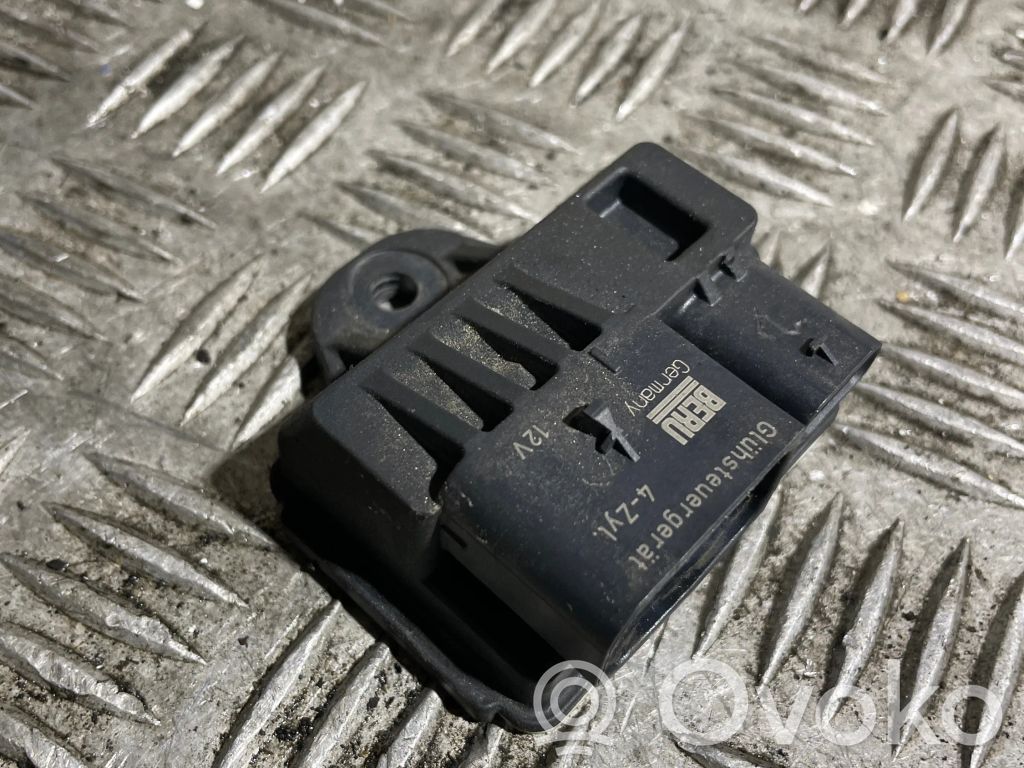 BMW 1 F20 F21 Przekaźnik / Modul układu ogrzewania wstępnego 