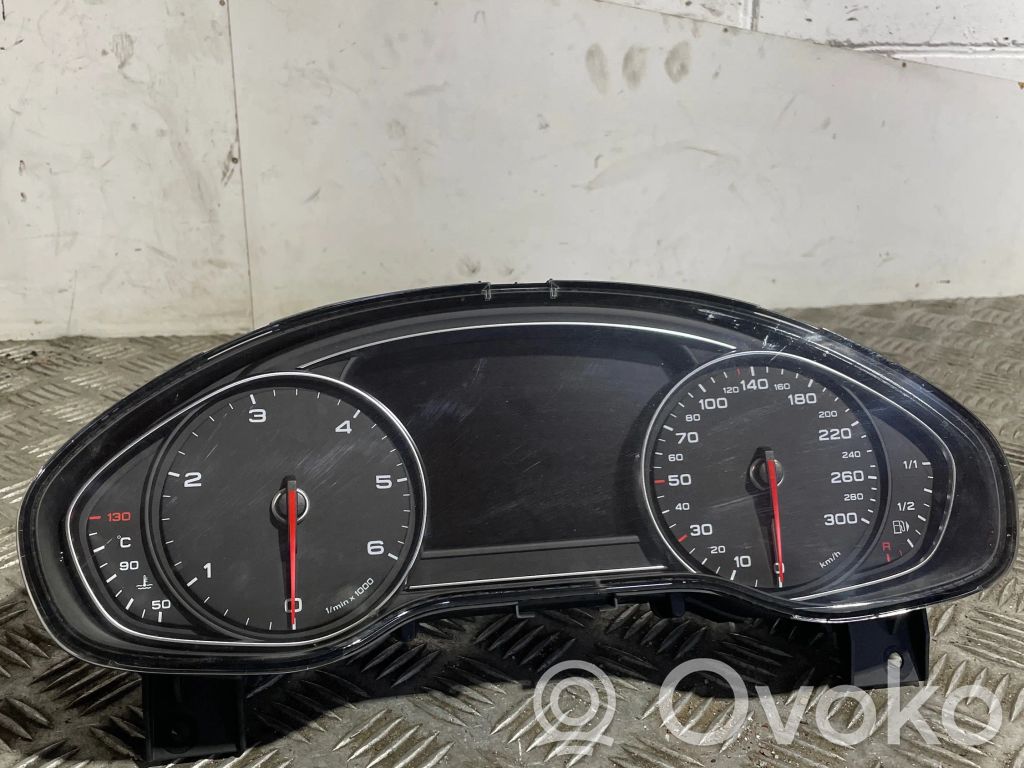 Audi A8 S8 D4 4H Licznik / Prędkościomierz 
