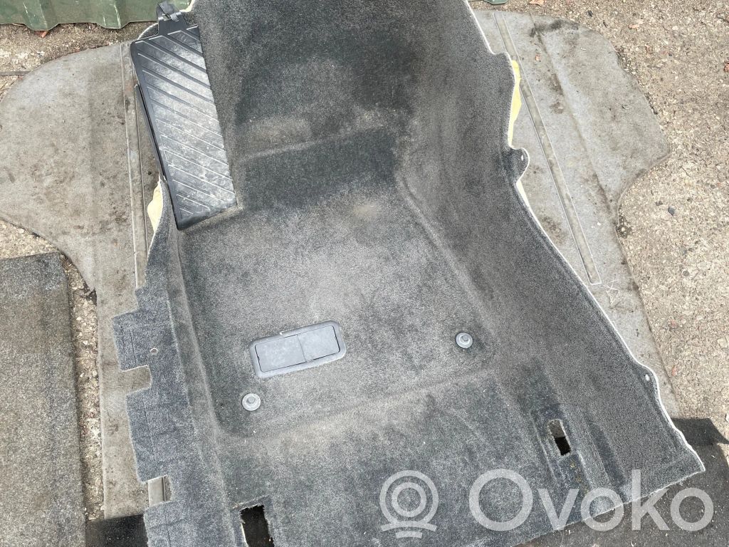 Audi A8 S8 D4 4H Alfombra revestimiento delantero 
