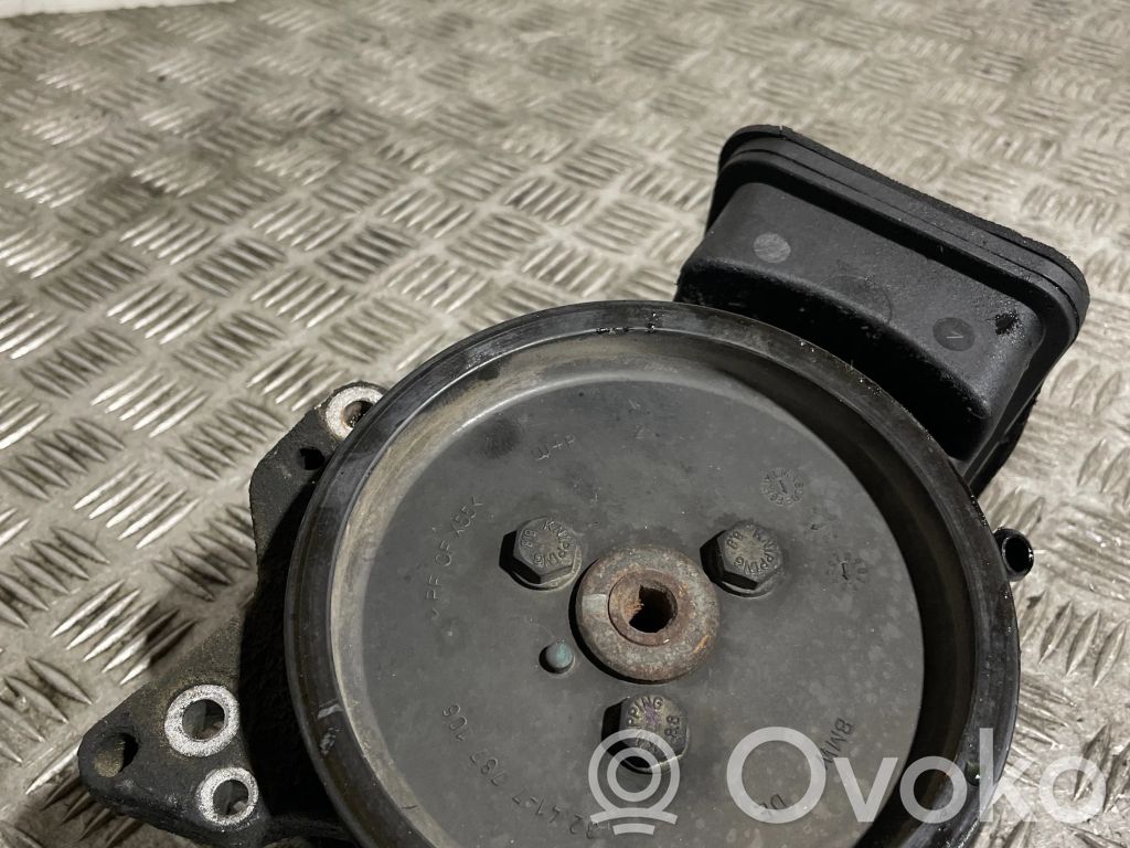BMW X5 E53 Ohjaustehostimen pumppu 