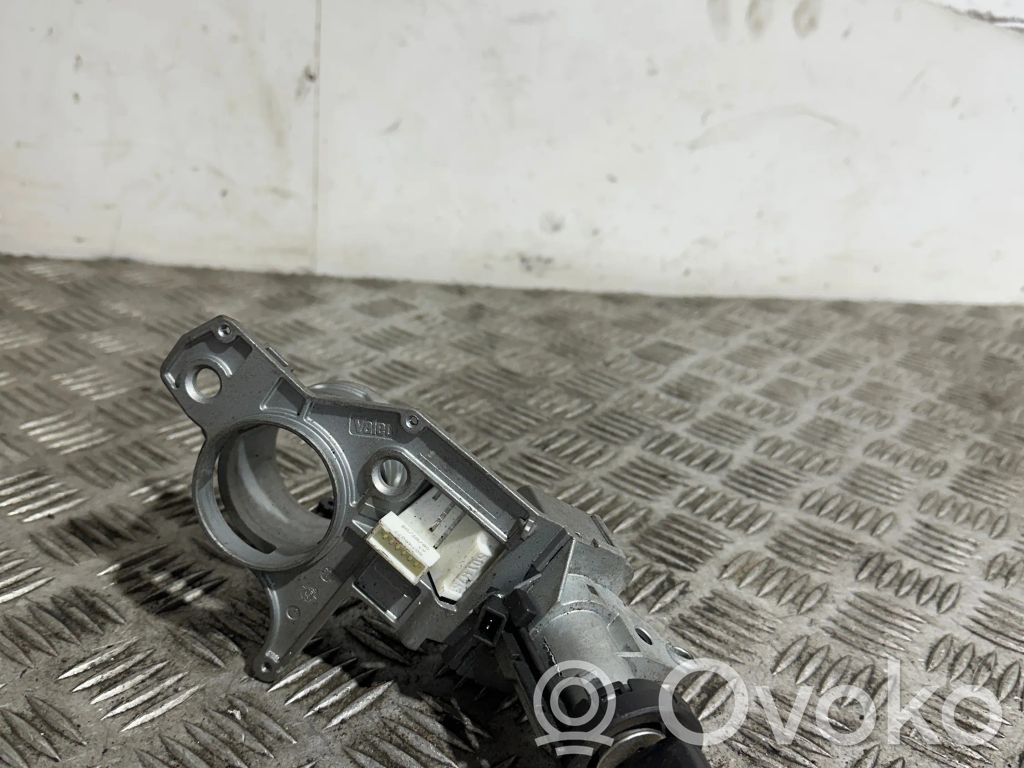 Opel Astra H Ignition lock 