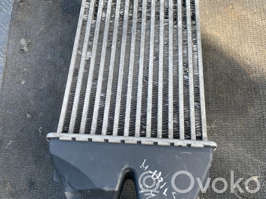 Opel Astra H Intercooler radiator 