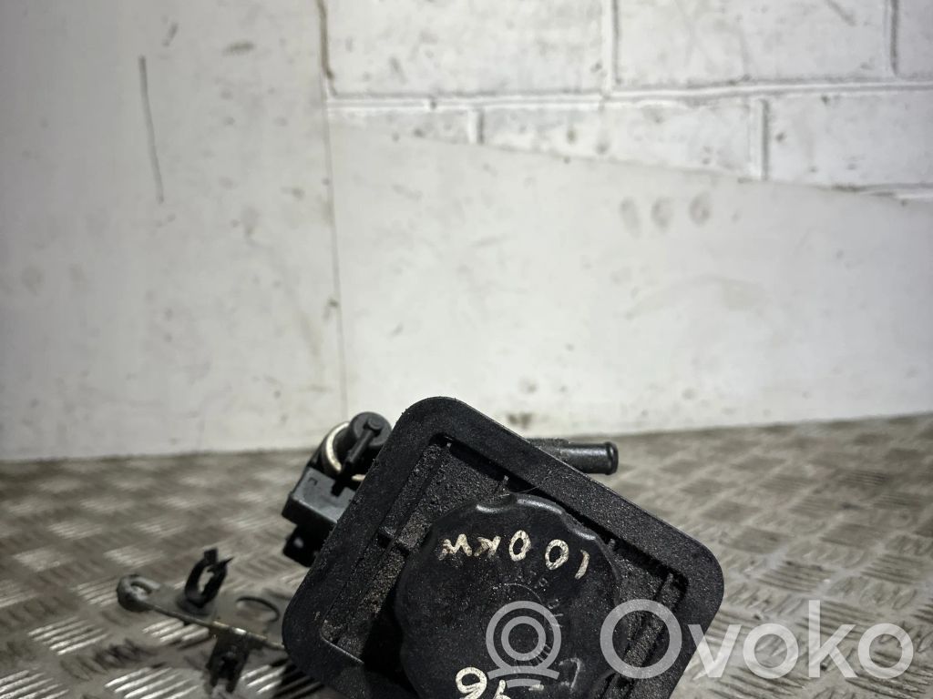 BMW 3 E46 Power steering pump 
