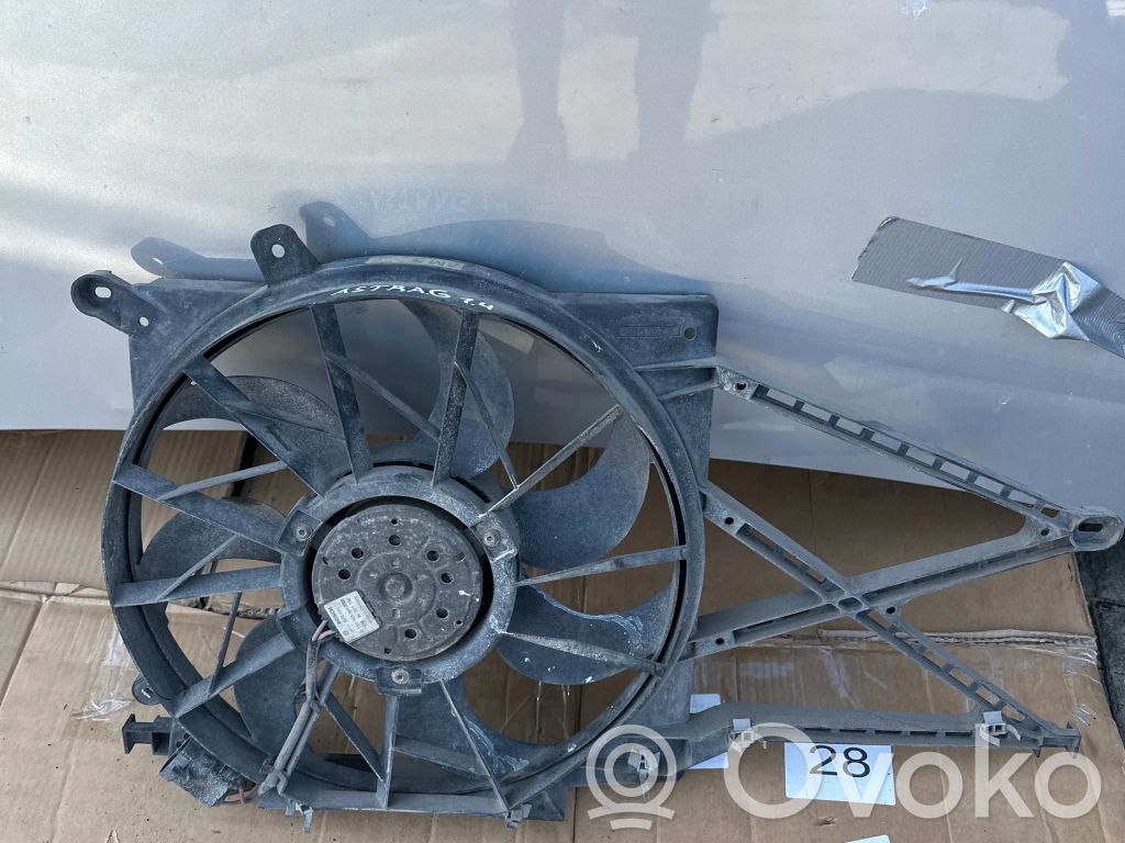 Opel Astra G Elektryczny wentylator chłodnicy 