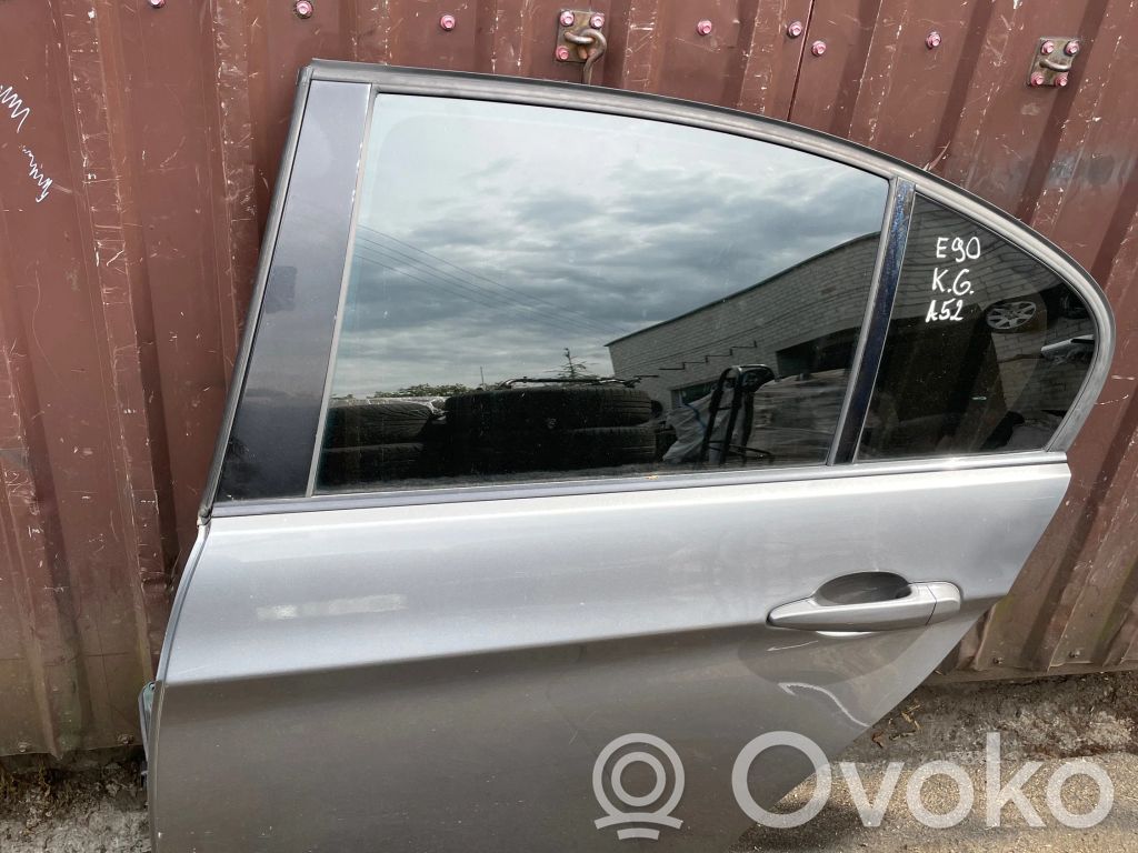 Rear door