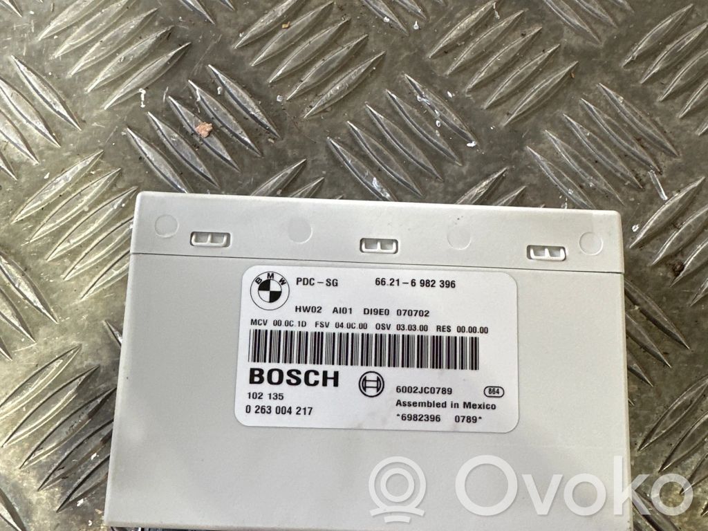 BMW 3 E92 E93 Pysäköintitutkan (PCD) ohjainlaite/moduuli 