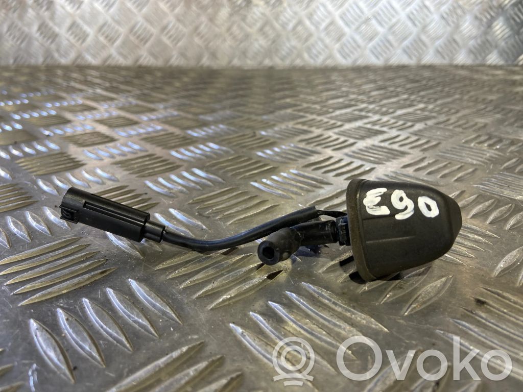 BMW 3 E90 E91 Buse de lave-glace 