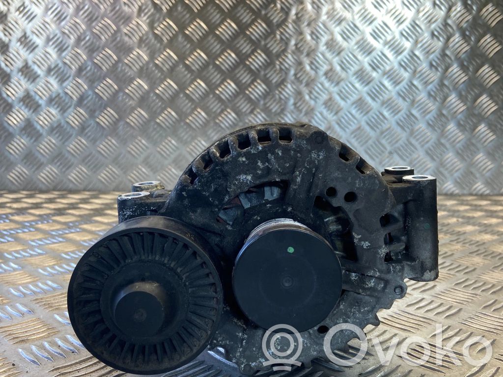 BMW 5 E60 E61 Generatorius 