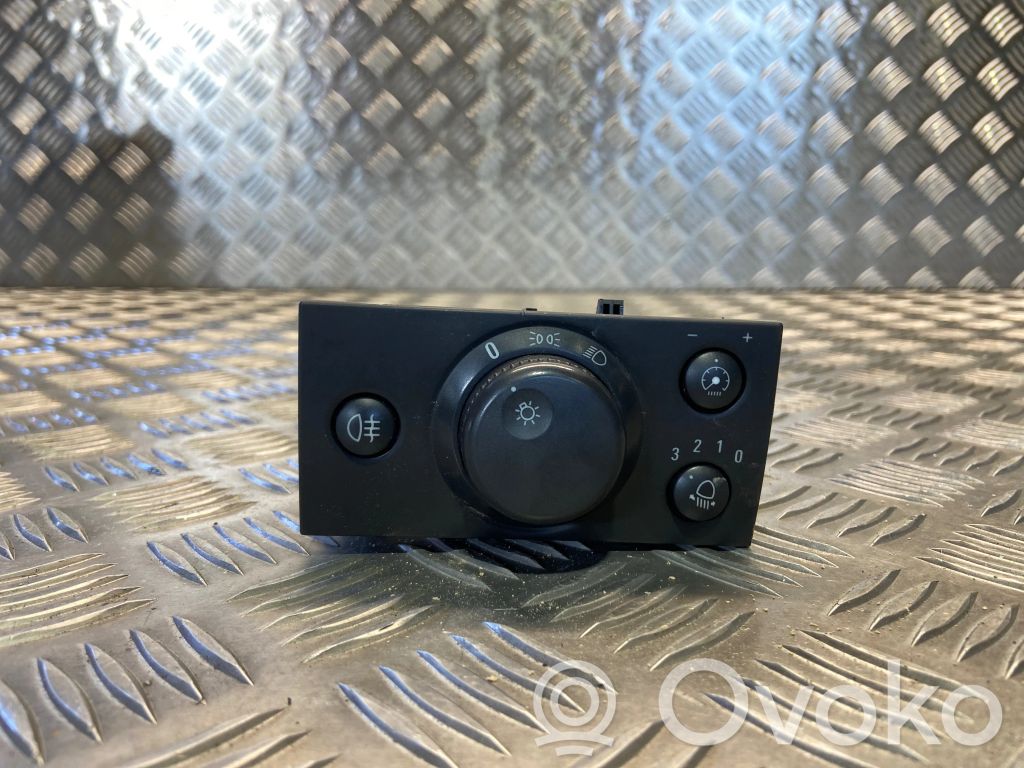 Opel Vectra C Light switch 