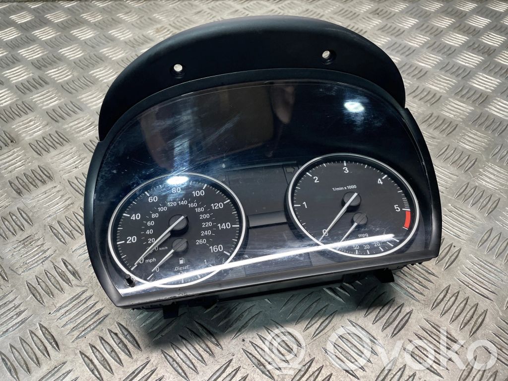 BMW X1 E84 Spidometrs (instrumentu panelī) 