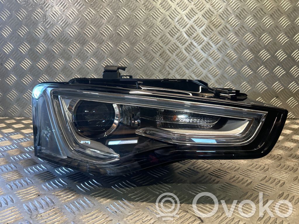 Audi A5 8T 8F Scheinwerfer 