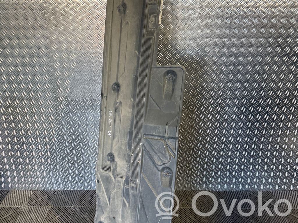 Mercedes-Benz C W204 Osłona boczna podwozia 