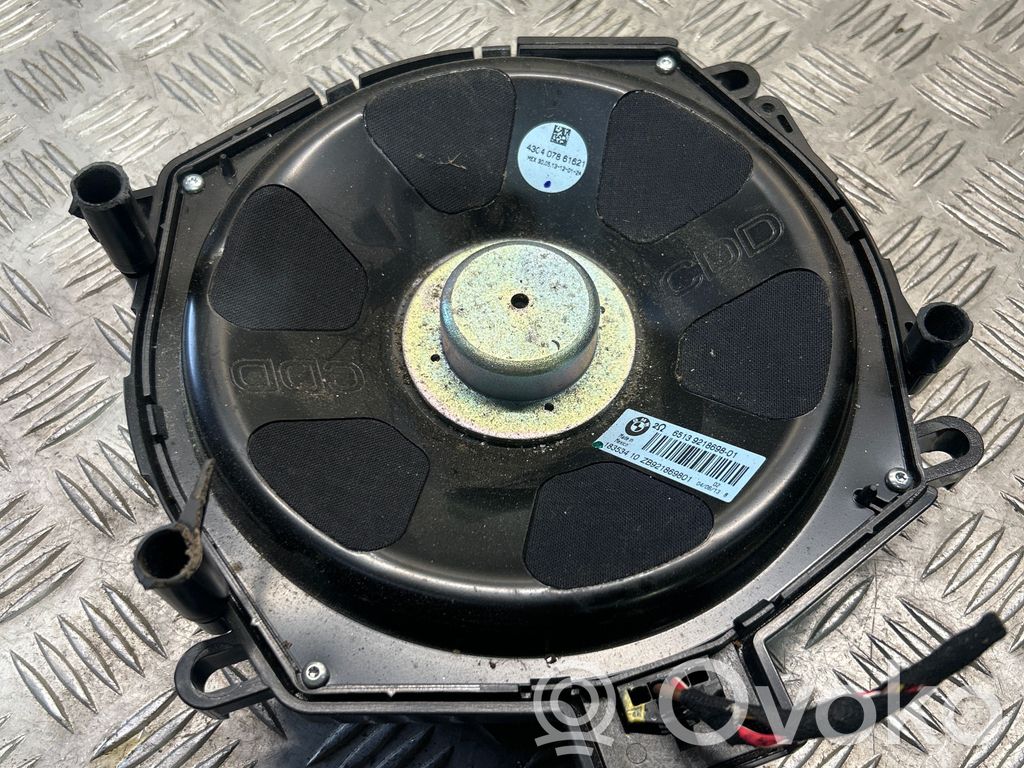 BMW X6 E71 Subwoofer 