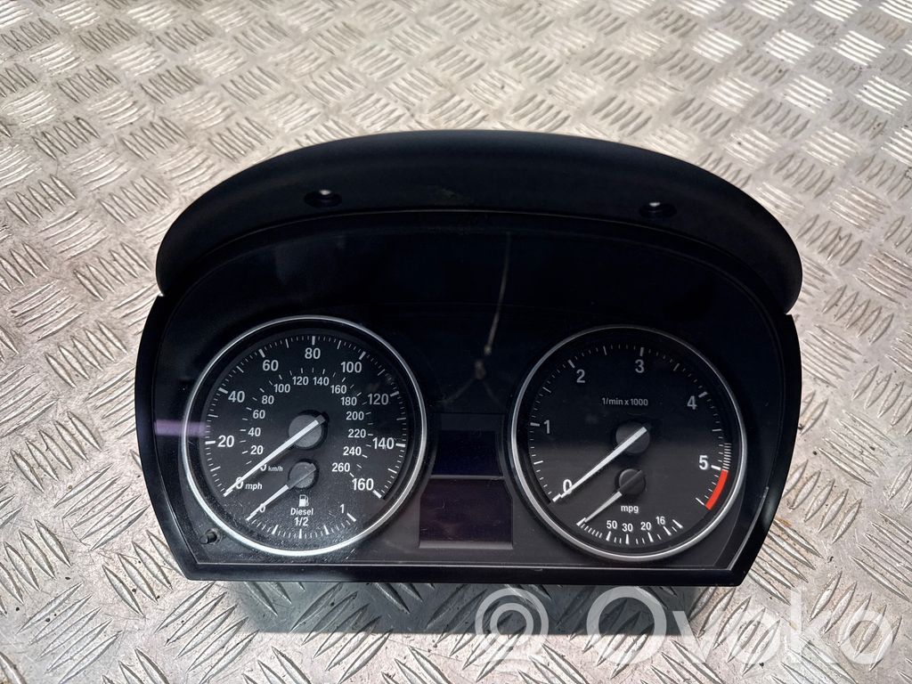 BMW 3 E90 E91 Speedometer (instrument cluster) 