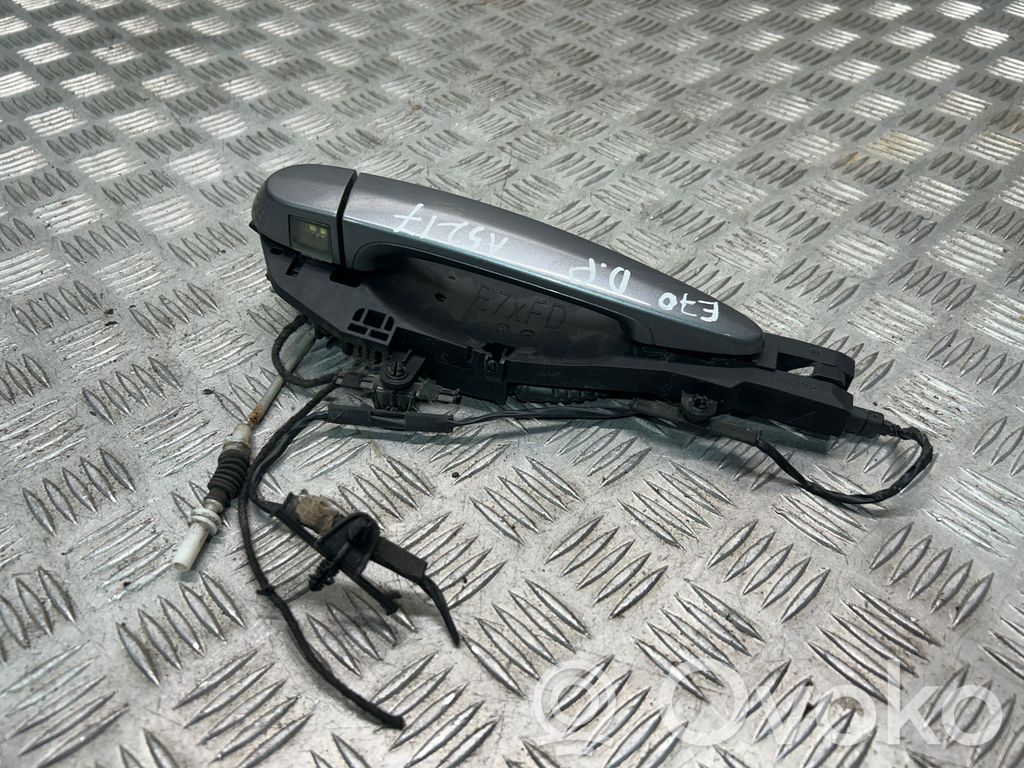 BMW X5 E70 Front door exterior handle 