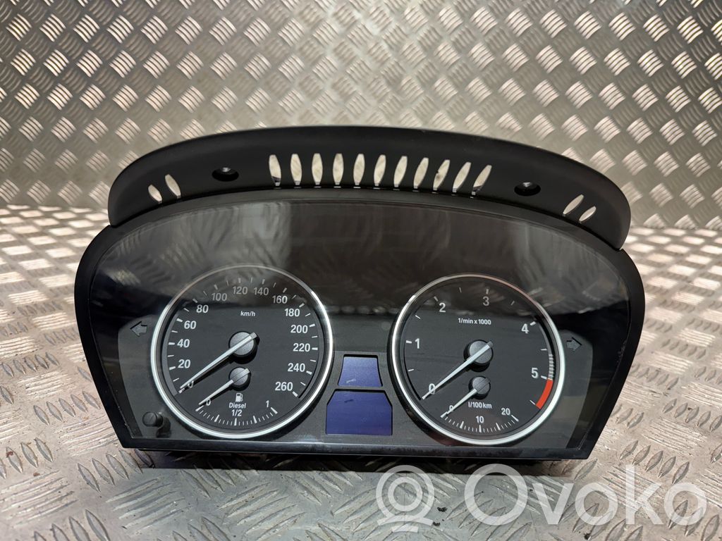 BMW 5 E60 E61 Speedometer (instrument cluster) 