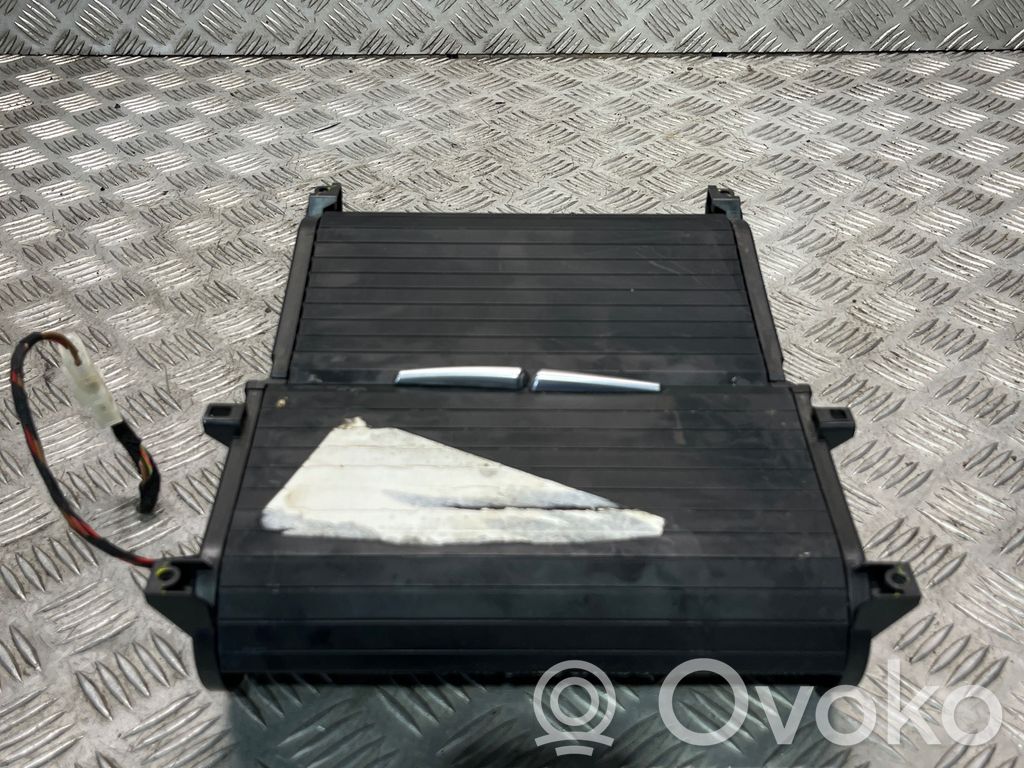 BMW X5 E70 Cup holder front 