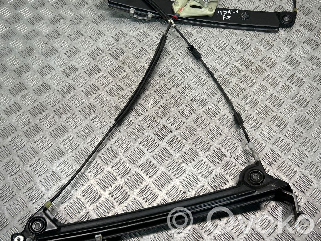 BMW 1 E82 E88 Front door window regulator with motor 