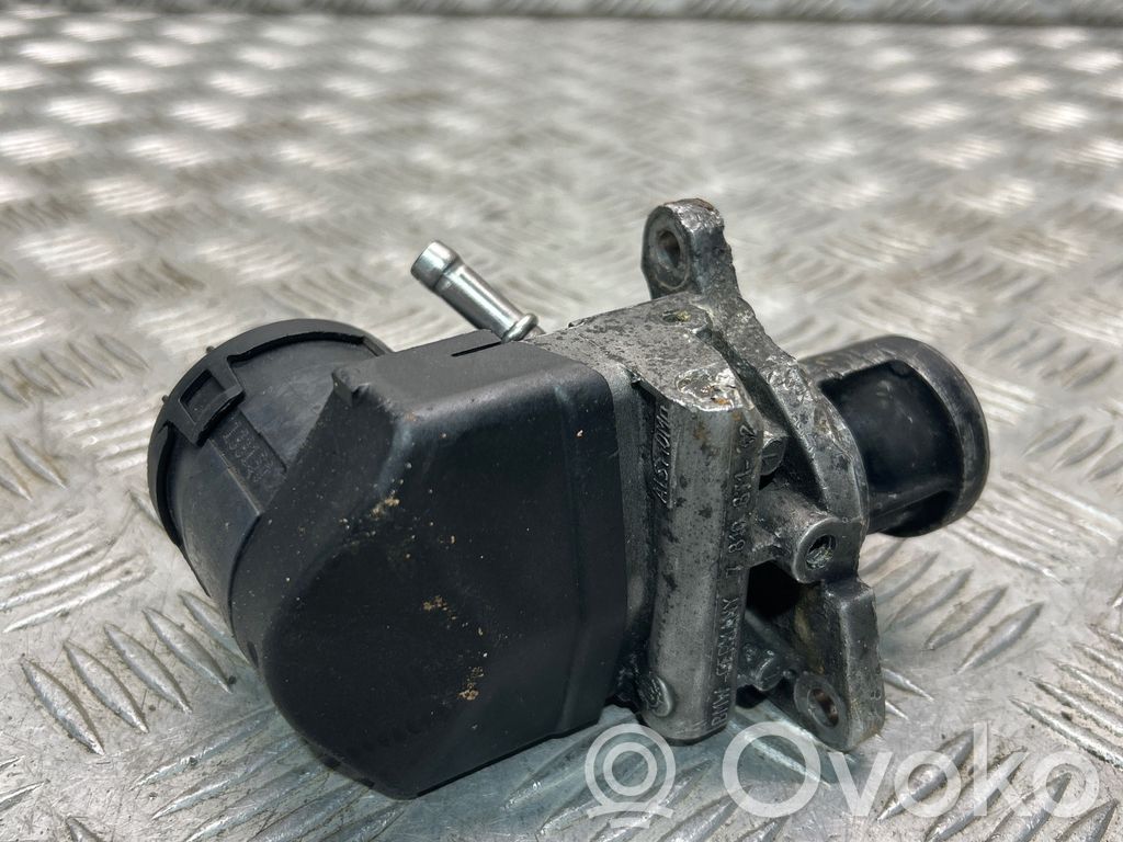 BMW 1 E82 E88 EGR valve 