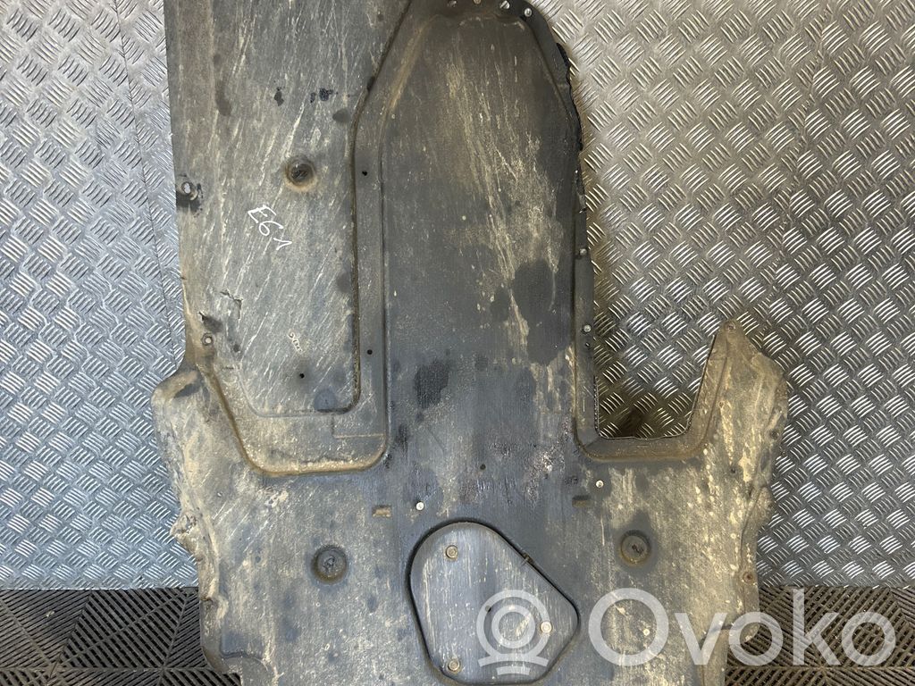 Variklio dugno apsauga   7162577