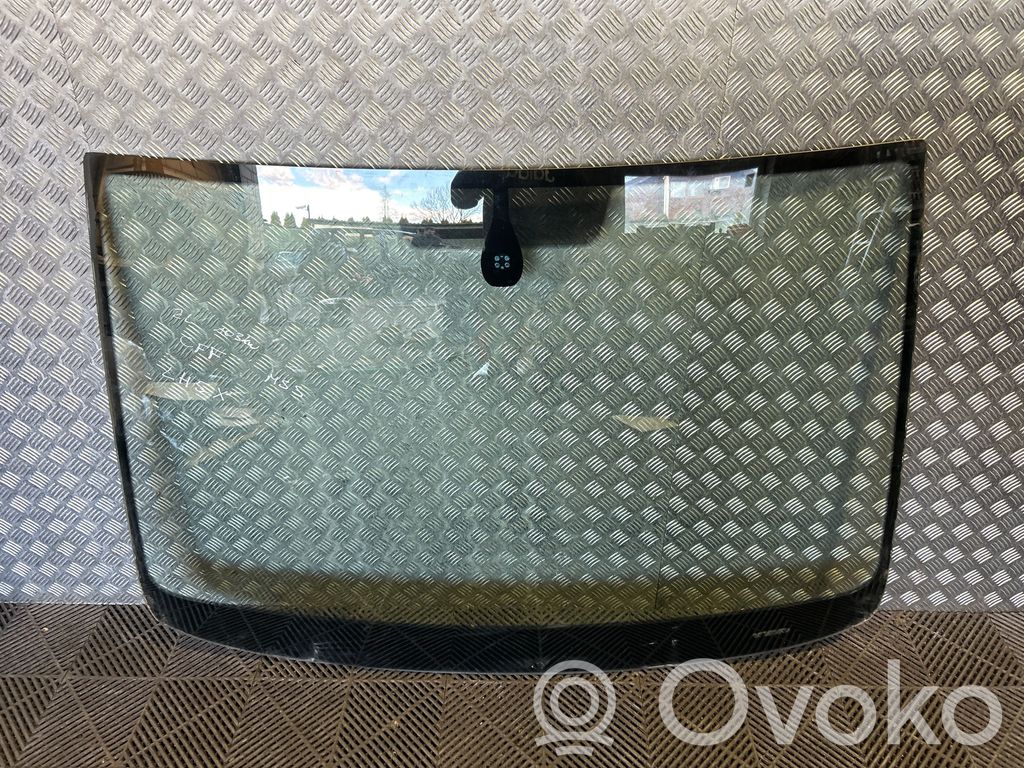 Seat Alhambra (Mk2) Front windscreen/windshield window 