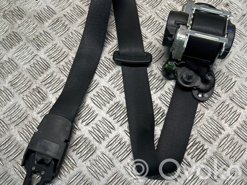 BMW 2 F45 Pas bezpieczeństwa fotela przedniego 