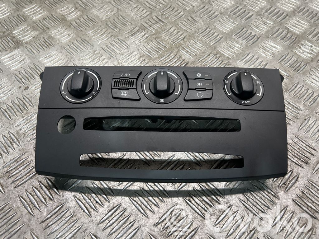 BMW 5 E60 E61 Climate control unit 