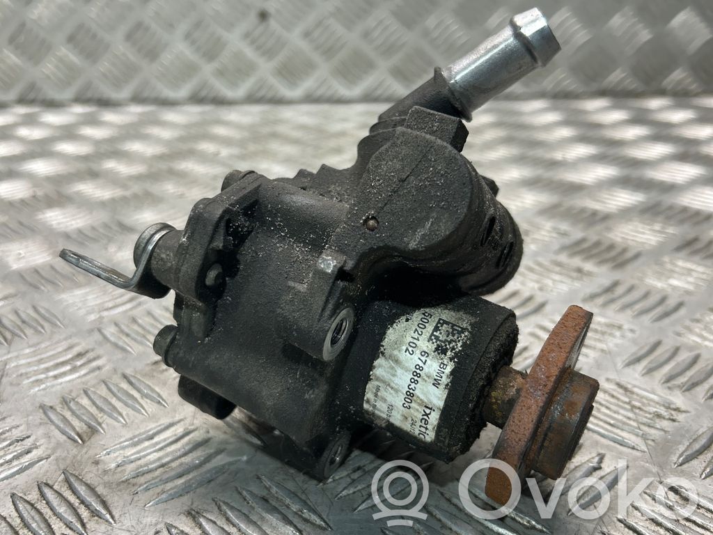 BMW X1 E84 Power steering pump 