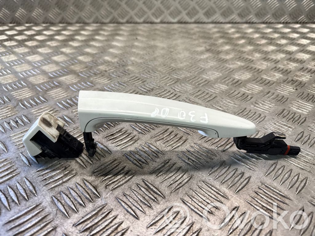 BMW 3 F30 F35 F31 Klamka zewnętrzna drzwi przednich 