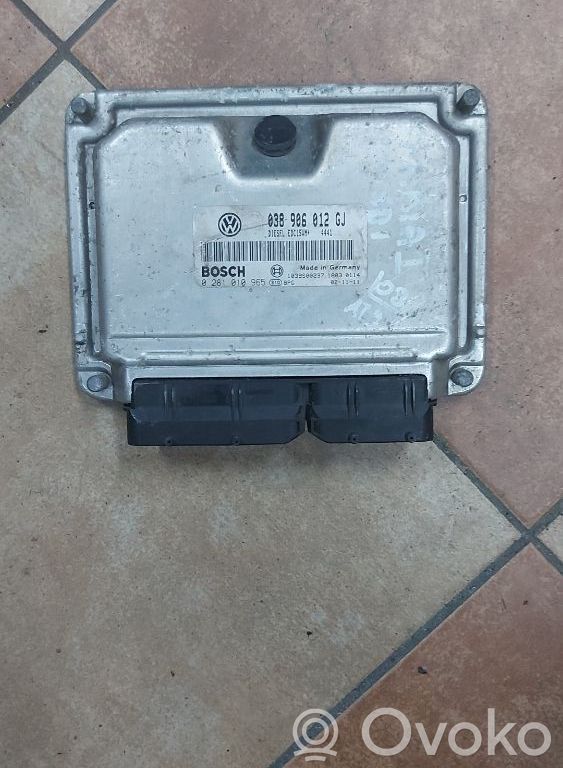 Engine control unit/module   0281010965,038906012GJ