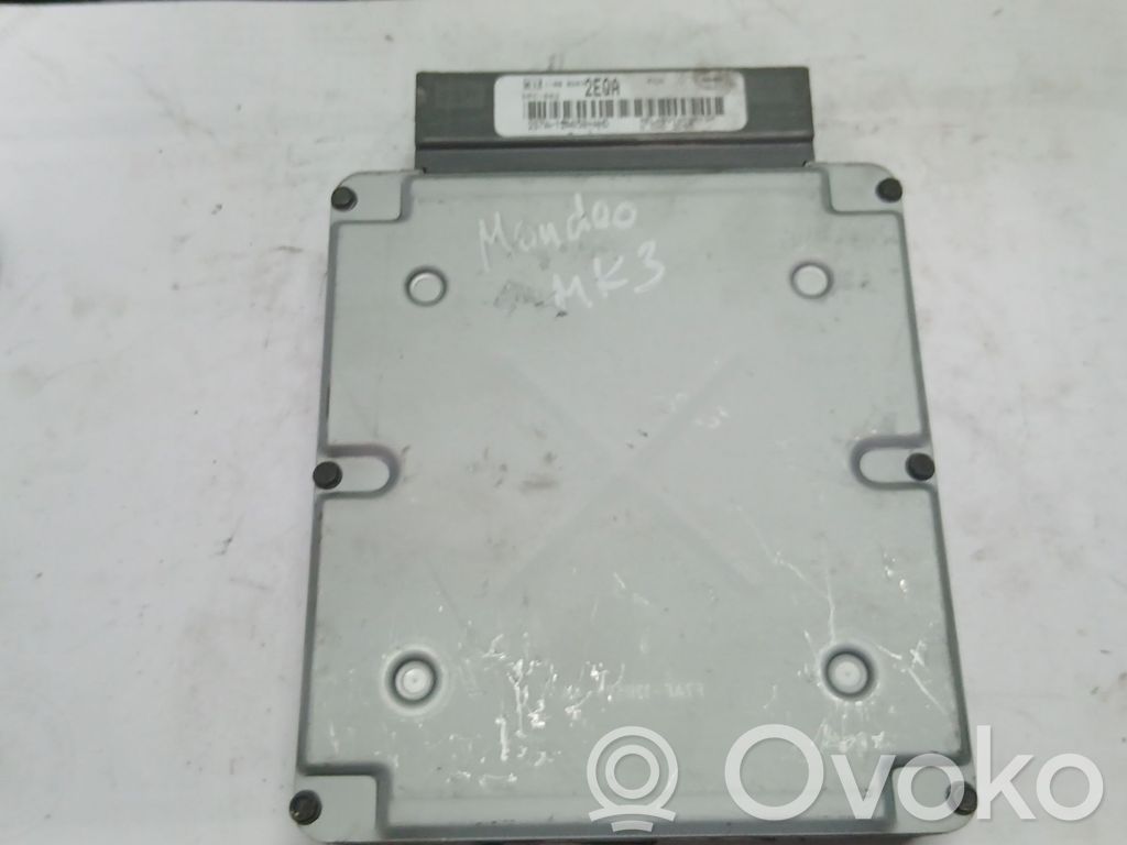 Ford Mondeo Mk III Engine control unit/module 