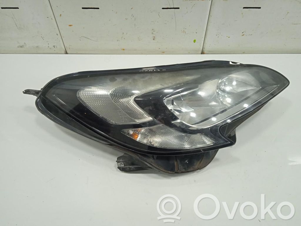 Opel Corsa E Headlight/headlamp 