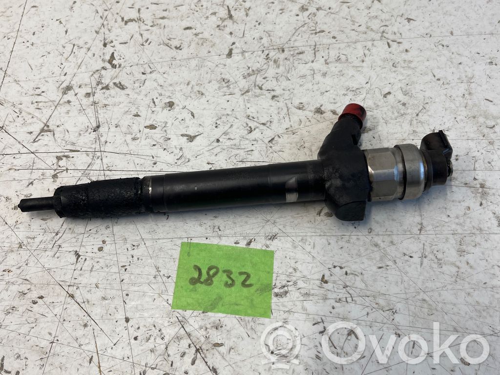 Fuel injector