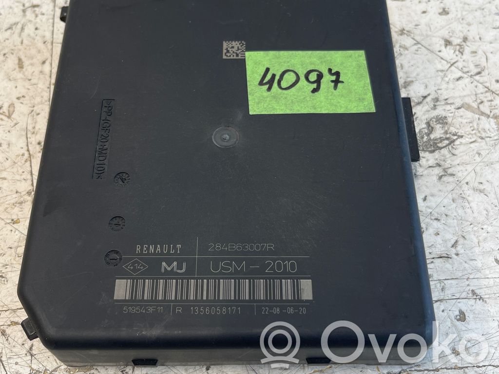 Renault Master III Fuse module 