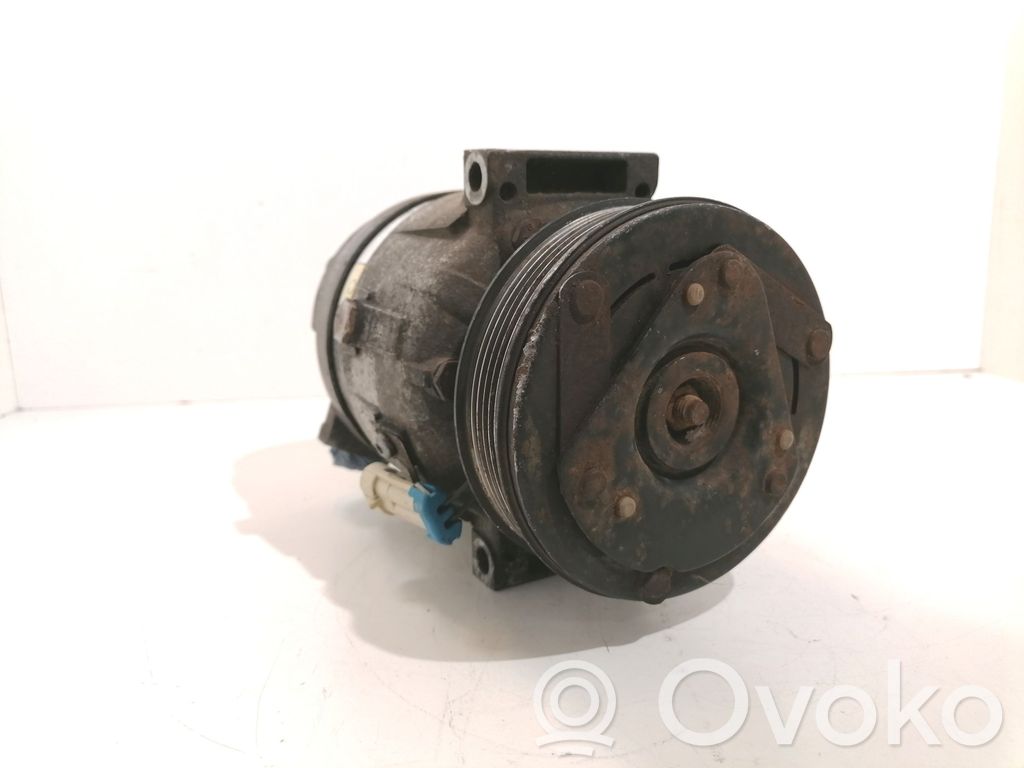 Opel Vectra B Air conditioning (A/C) compressor (pump) 