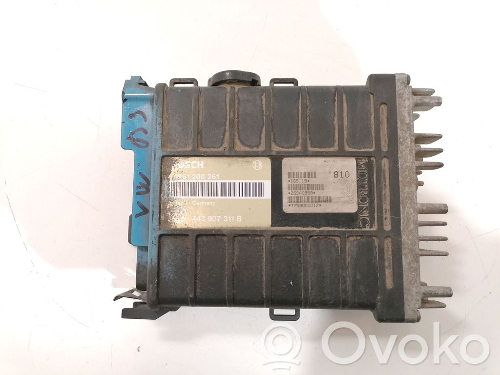 Volkswagen PASSAT B3 Engine control unit/module 