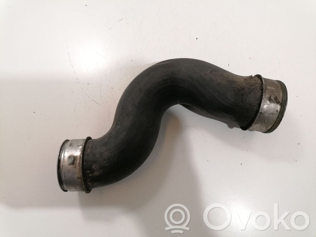 Volkswagen Touran I Intercooler hose/pipe 