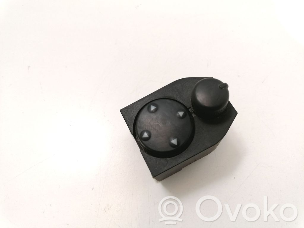 Audi A3 S3 8L Wing mirror switch 