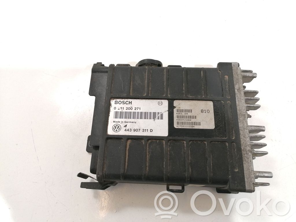 Volkswagen PASSAT B3 Engine control unit/module 