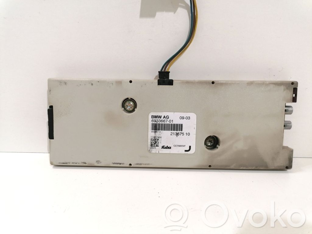 BMW 7 E65 E66 Antenos stiprintuvas 